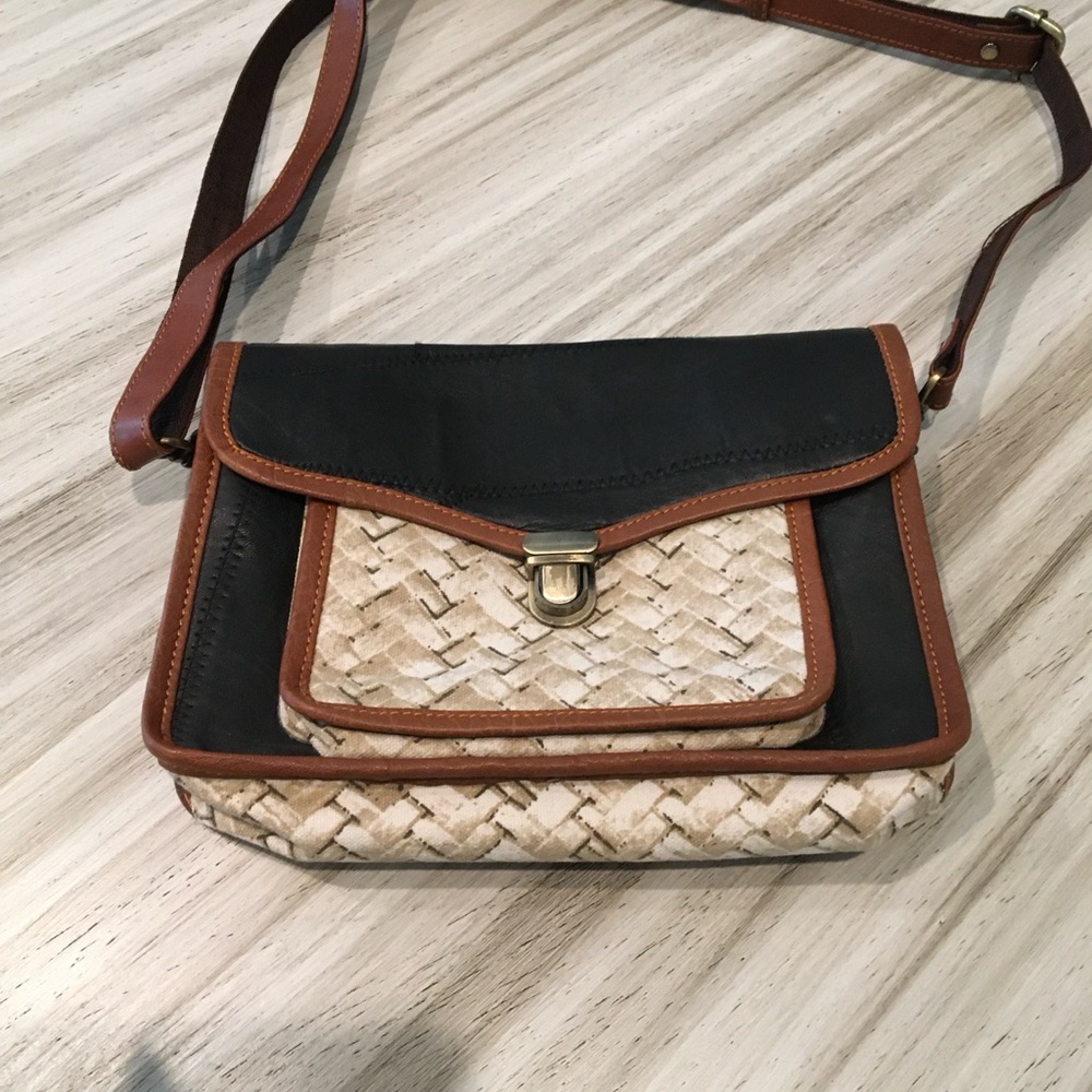 Shoulder bag